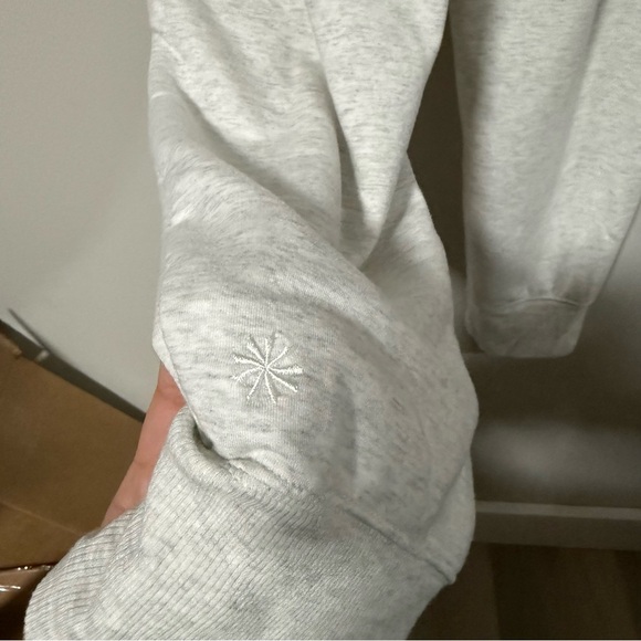 Athleta COASTER LUXE HIGH RISE JOGGER Fog Grey Heather Size Large - Picture 9 of 9